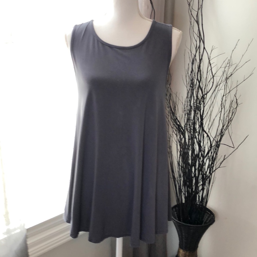 Jollie Lovin Womens Top. SZ S